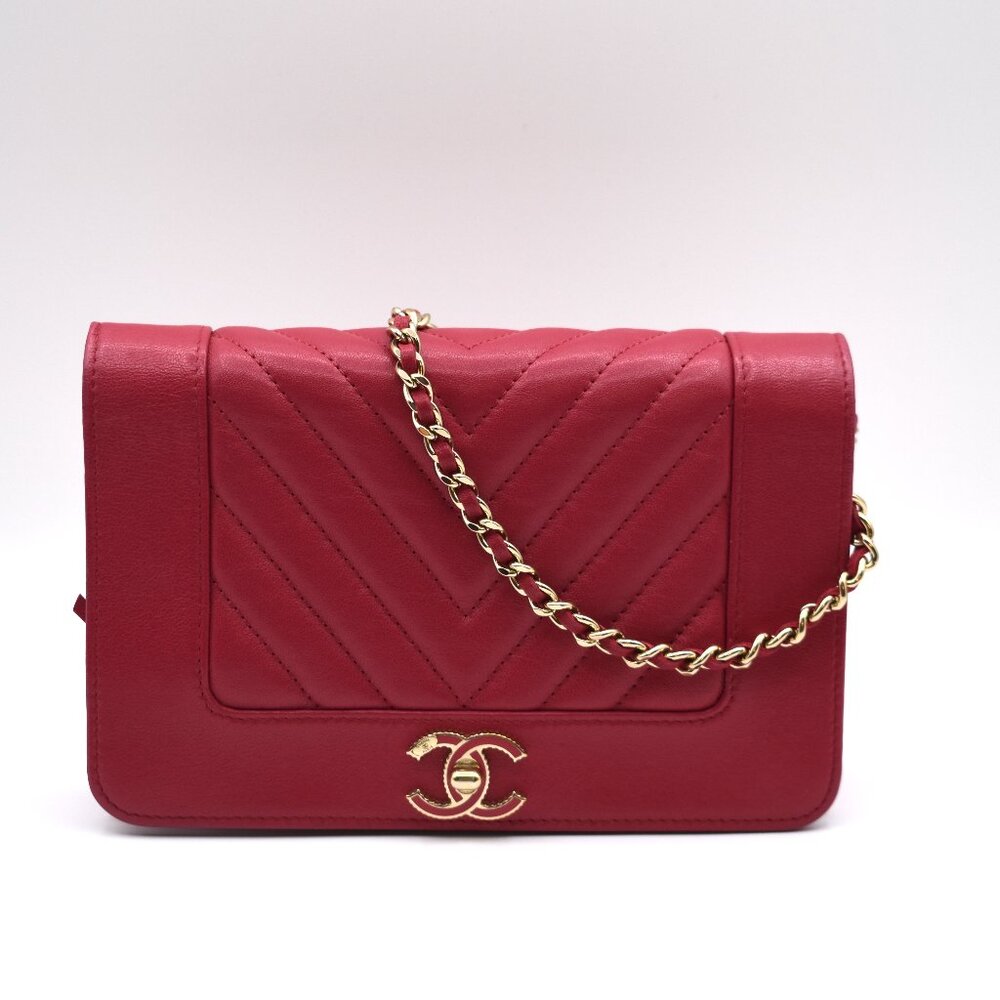 Chanel Pink Chevron Mademoiselle Wallet on Chain WOC